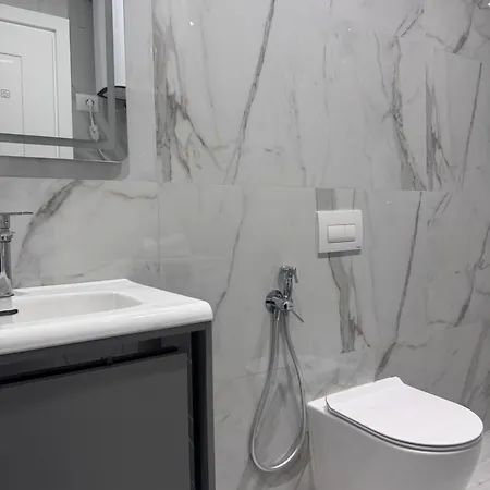 New Boulevard 地拉那