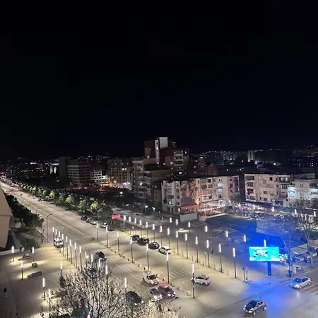 New Boulevard * 地拉那